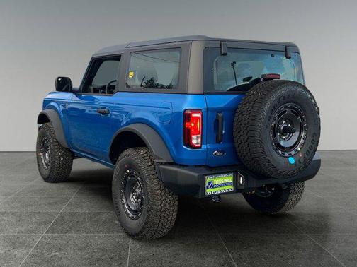 2025 Ford Bronco 2D Sport Utility