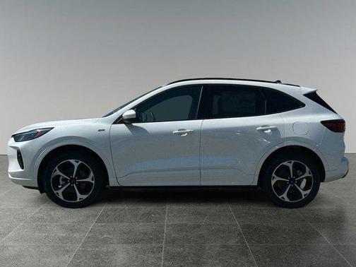 2025 Ford Escape ST-Line Elite