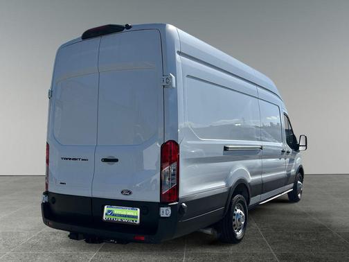 Oxford White 2026 Ford Transit-350 Base