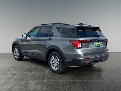 Carbonized Gray Metallic 2026 Ford Explorer Active