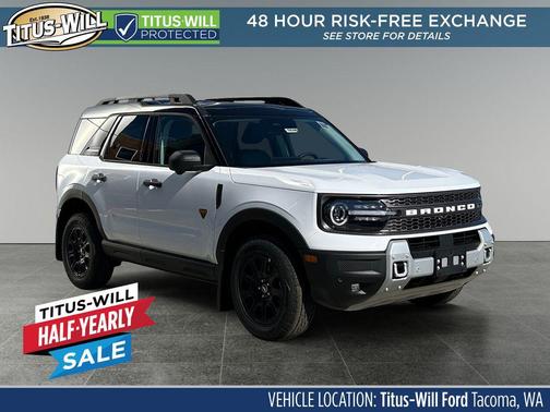 Oxford White 2025 Ford Bronco Sport Badlands