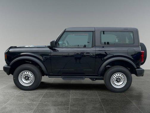 2025 Ford Bronco 2D Sport Utility