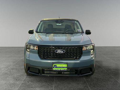 Azure Gray Metallic Tri-Coat 2026 Ford Maverick XLT
