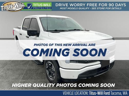 Oxford White 2023 Ford F-150 Lightning XLT