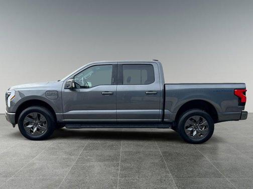 2023 Ford F-150 Lightning LARIAT