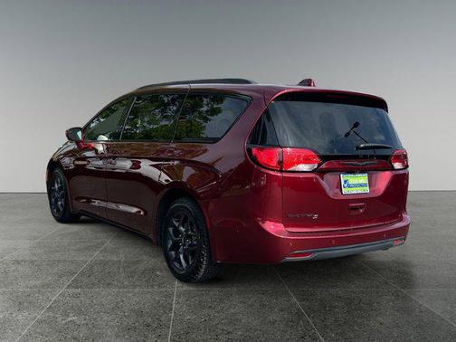 2020 Chrysler Pacifica Touring-L Plus
