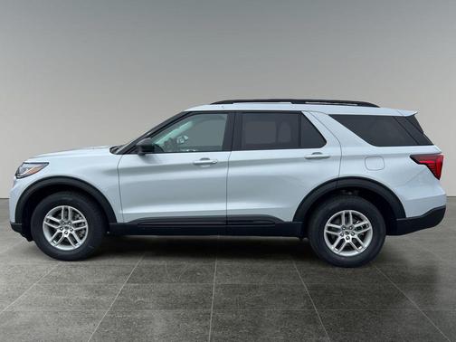White 2026 Ford Explorer Active