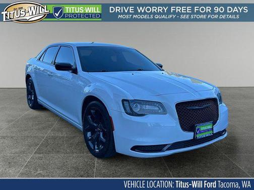 2020 Chrysler 300 Touring
