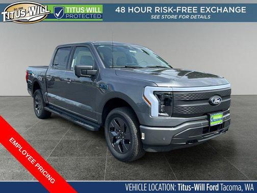 2025 Ford F-150 Lightning Flash