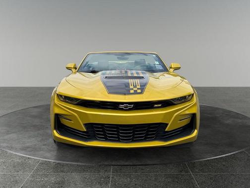 Nitro Yellow Metallic 2024 Chevrolet Camaro 2SS