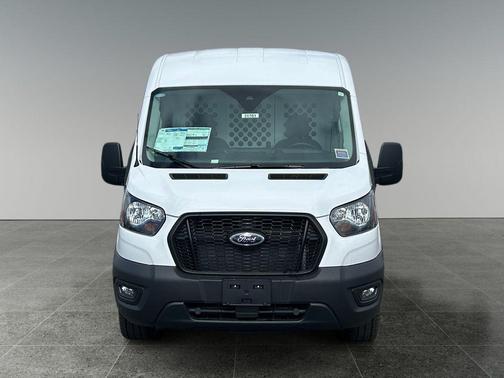 Oxford White 2025 Ford Transit-250 Base
