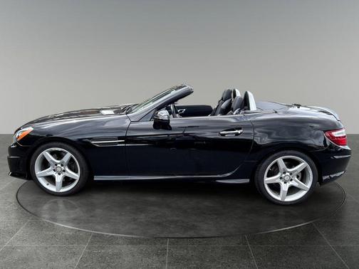 Black 2016 Mercedes-Benz SLK-Class SLK350