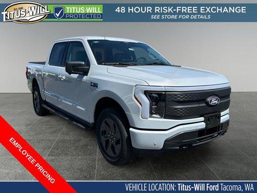 2025 Ford F-150 Lightning Flash