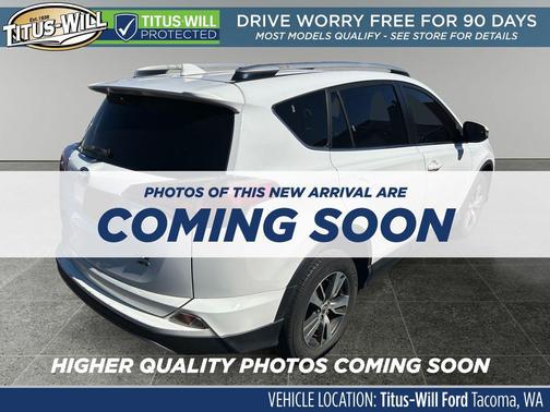 Super White 2017 Toyota RAV4 XLE