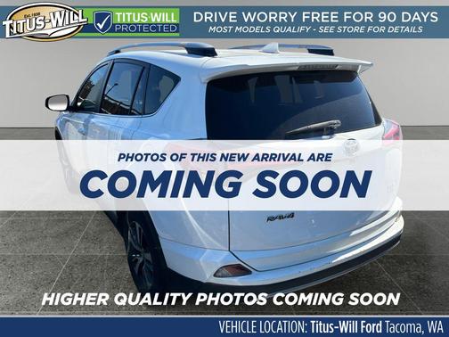 Super White 2017 Toyota RAV4 XLE