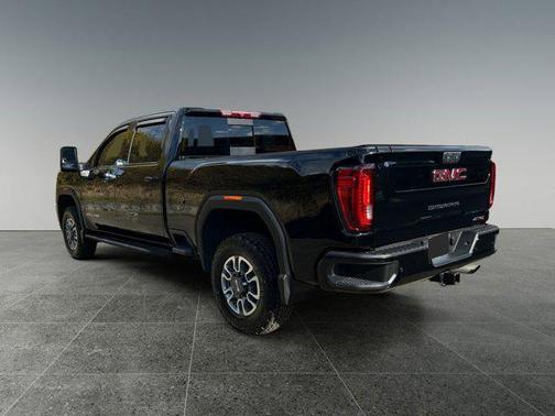 2022 GMC Sierra 2500 AT4