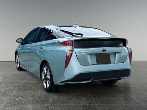 2016 Toyota Prius Four