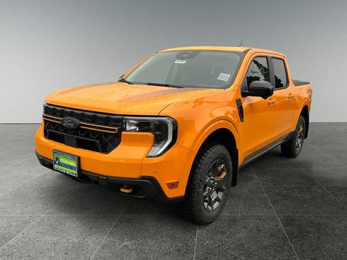 Orange Fury Metallic Tri-Coat 2026 Ford Maverick Tremor