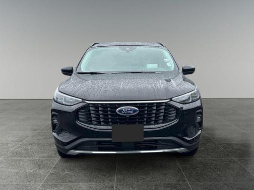 Agate Black Metallic 2024 Ford Escape PHEV SE