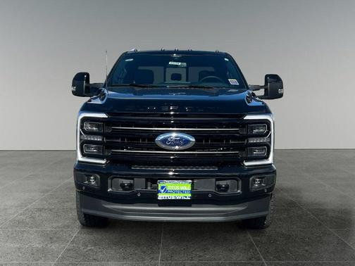 Agate Black Metallic 2026 Ford F-250 Platinum