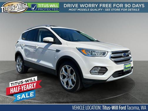 White Platinum Clearcoat Metallic 2017 Ford Escape Titanium