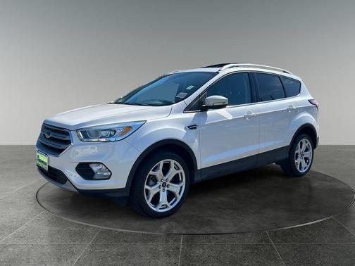 White Platinum Clearcoat Metallic 2017 Ford Escape Titanium