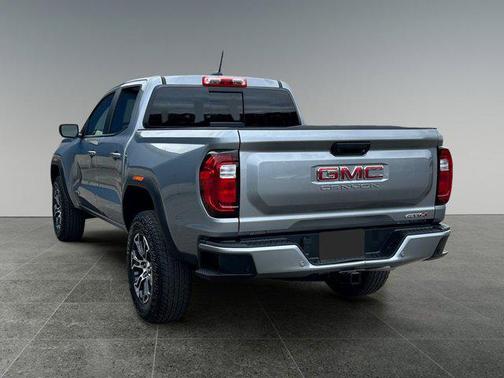 2025 GMC Canyon Base