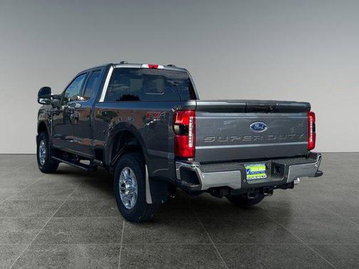 2026 Ford F-350 XLT