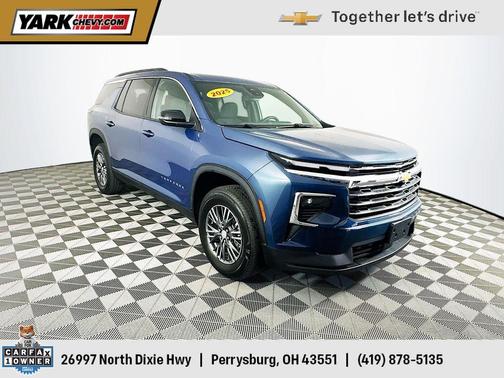 2025 Chevrolet Traverse LT