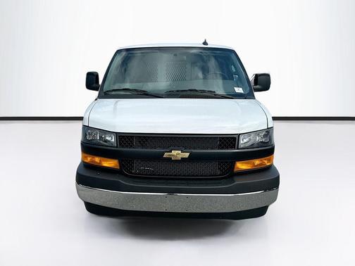 2025 Chevrolet Express 3500 Work Van