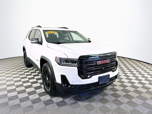 2022 GMC Acadia AT4