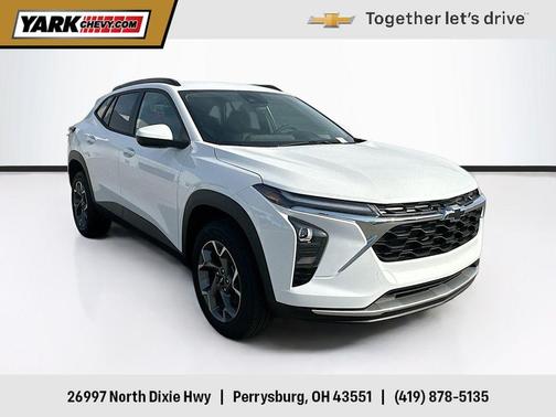 2025 Chevrolet Trax LT