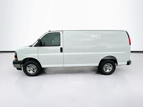 2025 Chevrolet Express 3500 Work Van