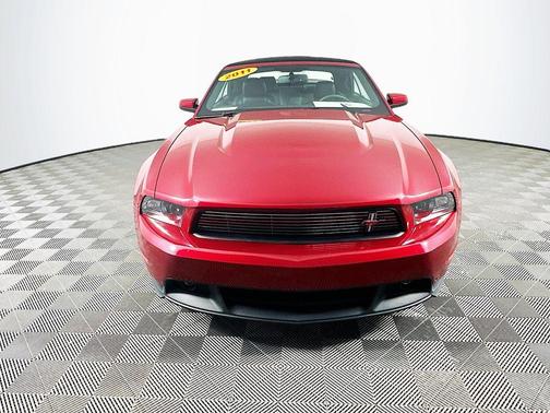 2011 Ford Mustang GT Premium
