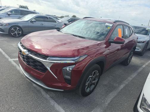 2025 Chevrolet Trax LT