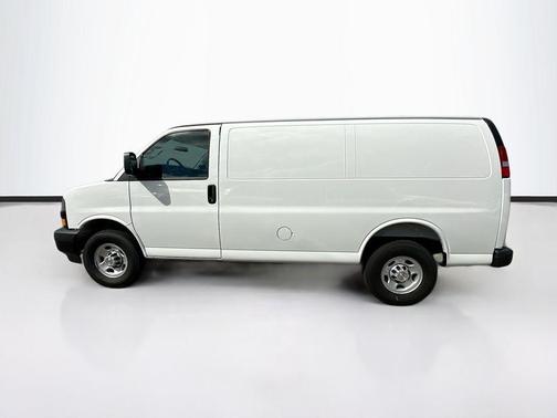 2025 Chevrolet Express 2500 Work Van