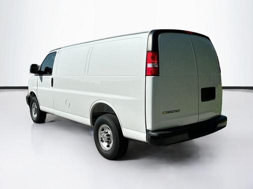 2025 Chevrolet Express 2500 Work Van