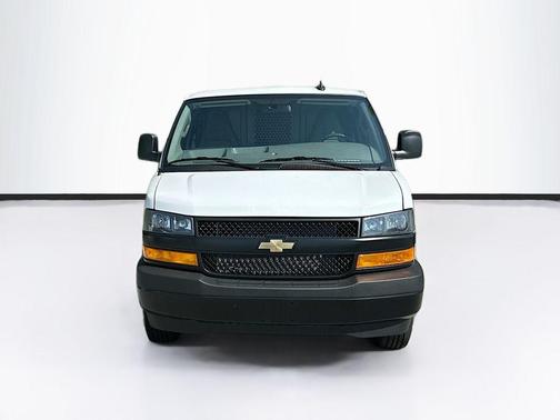2025 Chevrolet Express 2500 Work Van