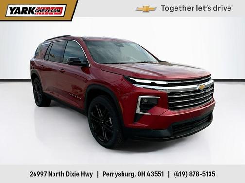 2025 Chevrolet Traverse LT