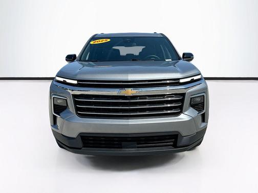 Sterling Gray Metallic 2025 Chevrolet Traverse LT