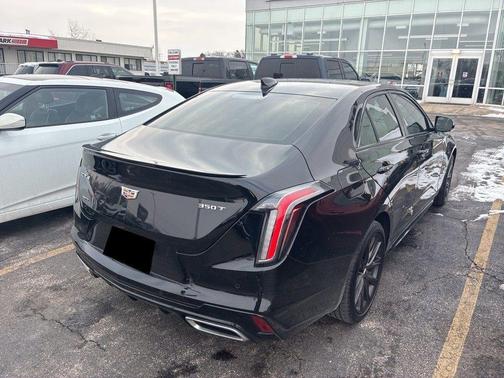 2022 Cadillac CT4 Sport