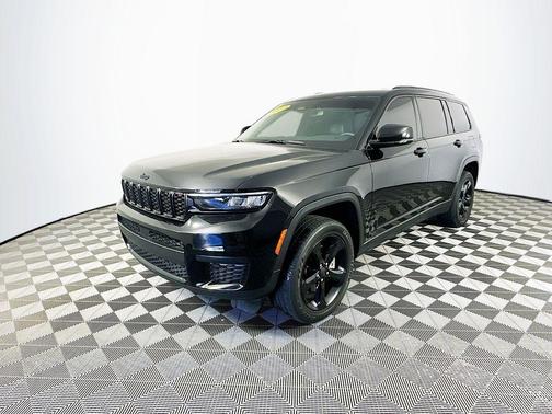 2023 Jeep Grand Cherokee L Laredo