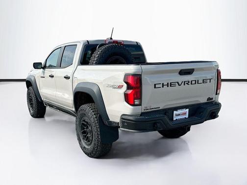 White Sand 2026 Chevrolet Colorado ZR2