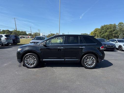 2011 Lincoln MKX Base