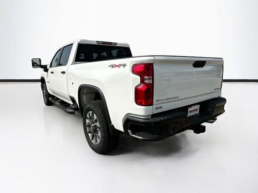 2025 Chevrolet Silverado 2500 Custom