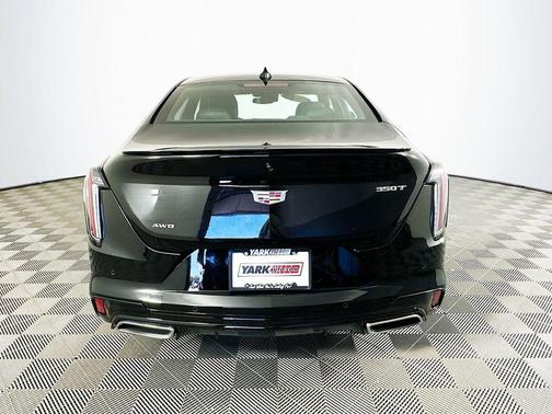 2022 Cadillac CT4 Sport