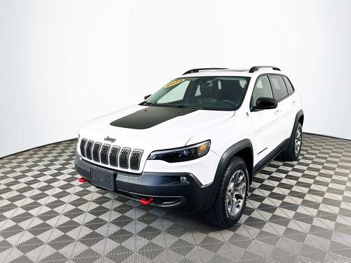 2022 Jeep Cherokee Trailhawk
