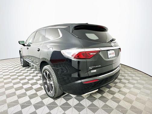 2022 Buick Enclave Essence