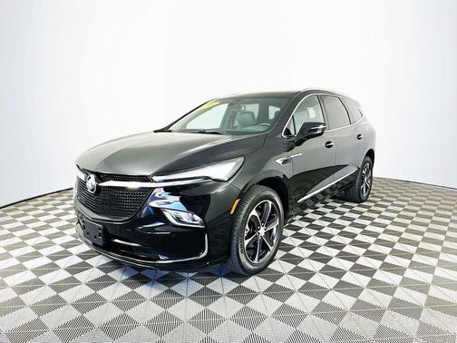 2022 Buick Enclave Essence