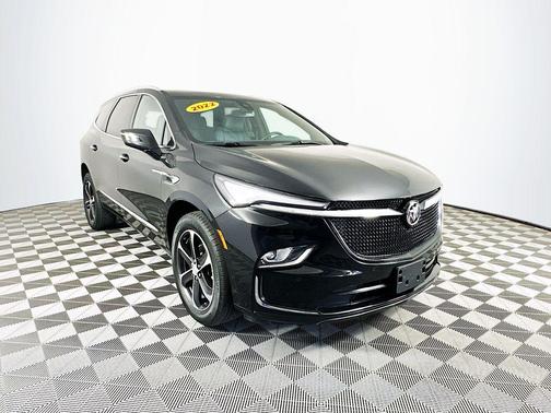 2022 Buick Enclave Essence